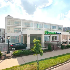 酒店 圣路易斯中央西区智选假日酒店, 圣路易斯